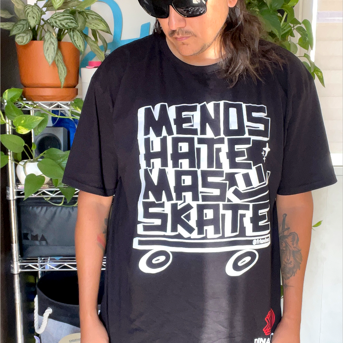 Playera "Menos Hate, Más Skate" – Collab FRKodes x Dinastya Skateboarding